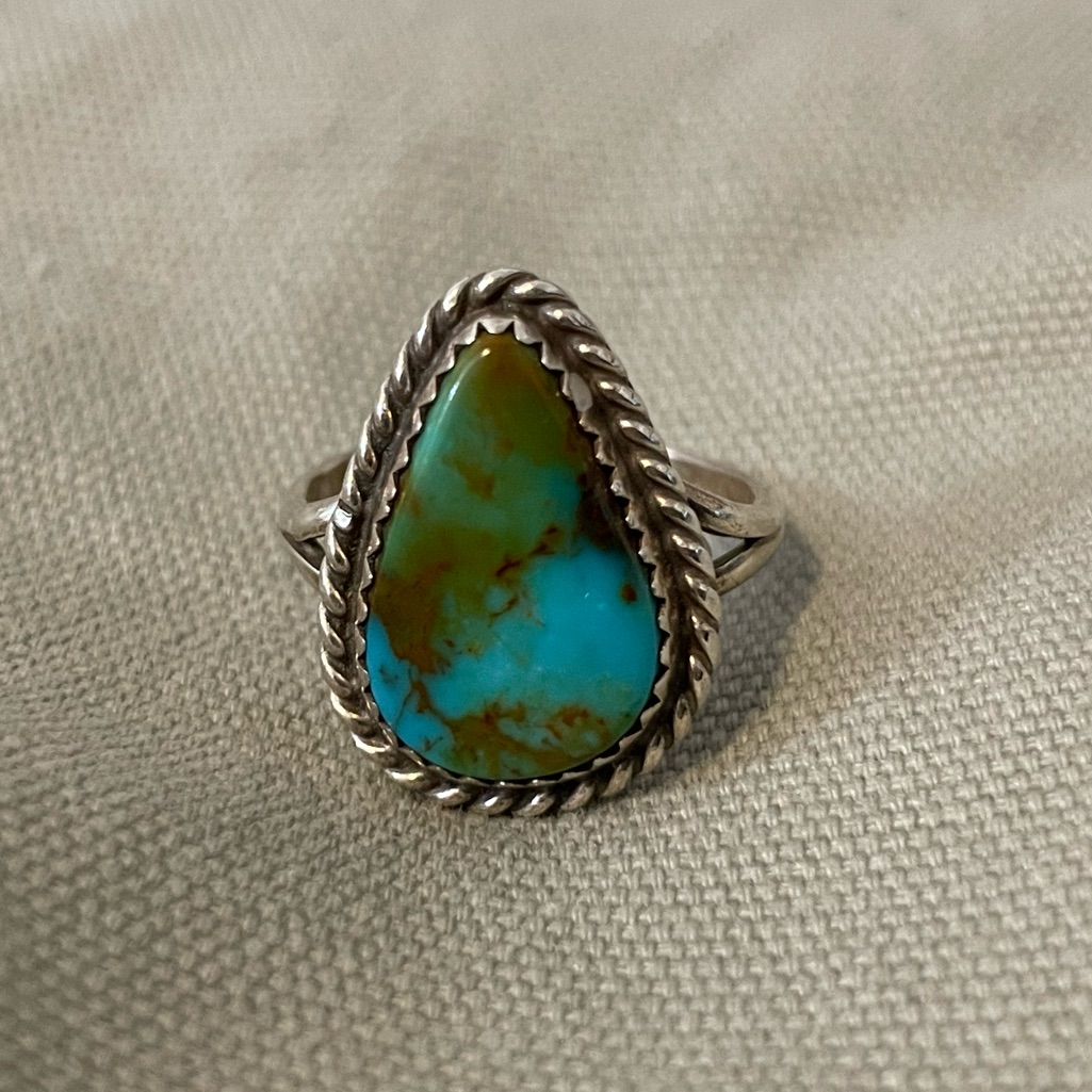 Gorgeous Turquoise Sterling Silver Ring